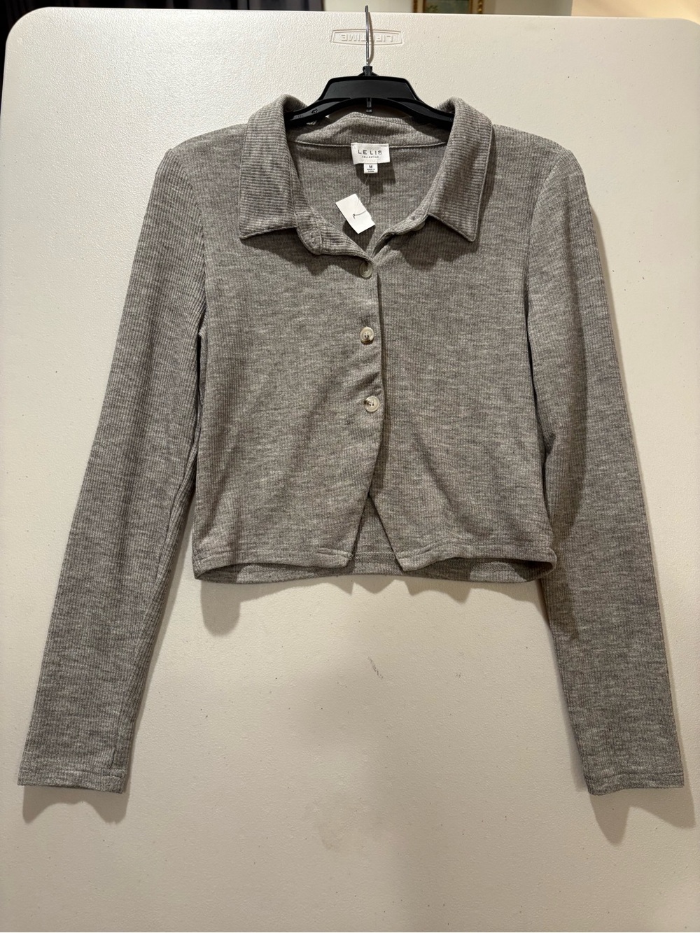Le Lis Gray Ribbed Collared Cropped Button-Up Top